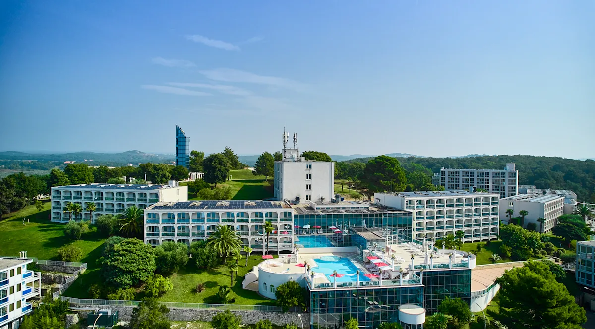 Hotel gran vista main